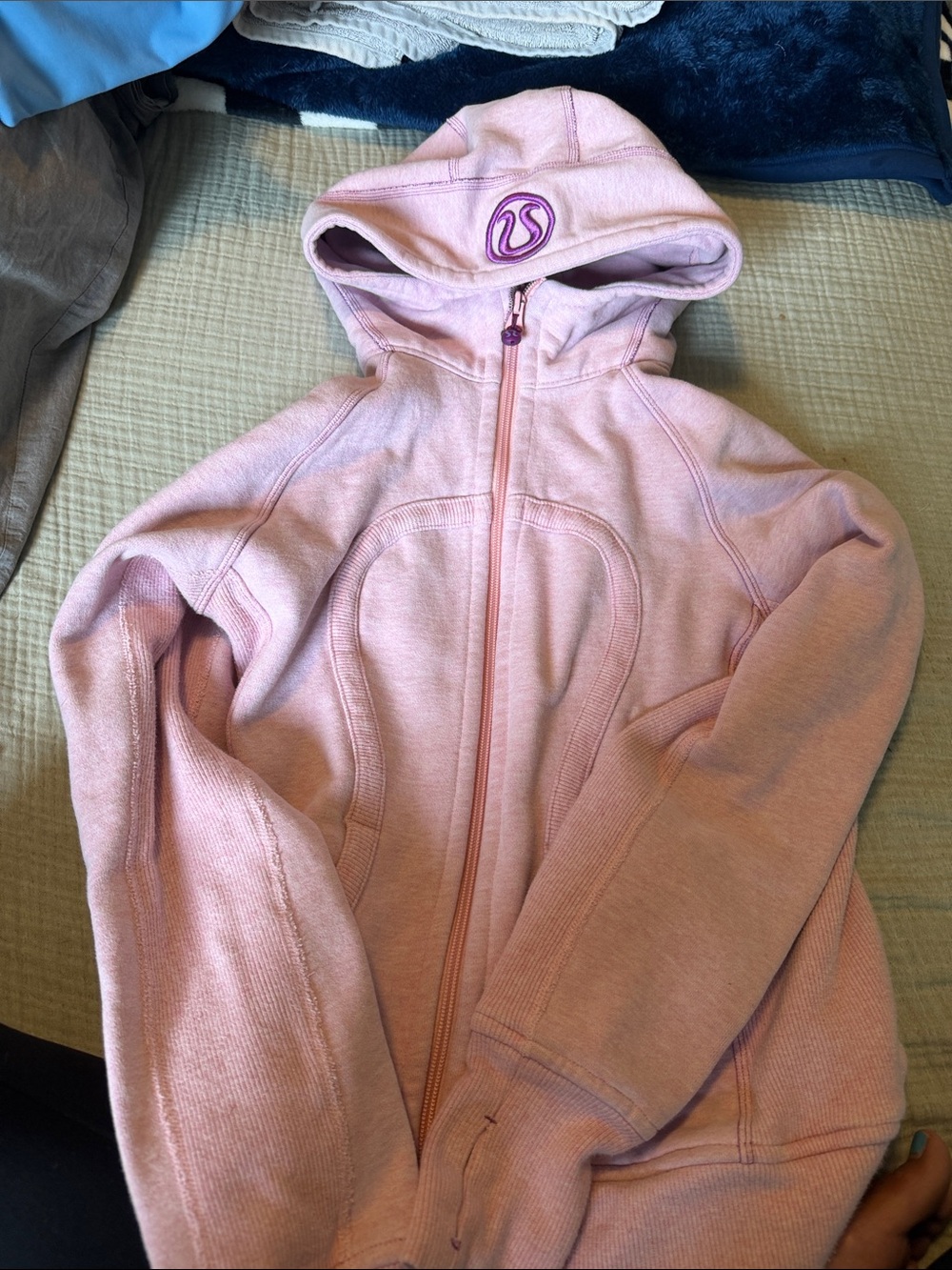 lululemon athletica Kids Light Pink Full-Zip Hoodie with Hood